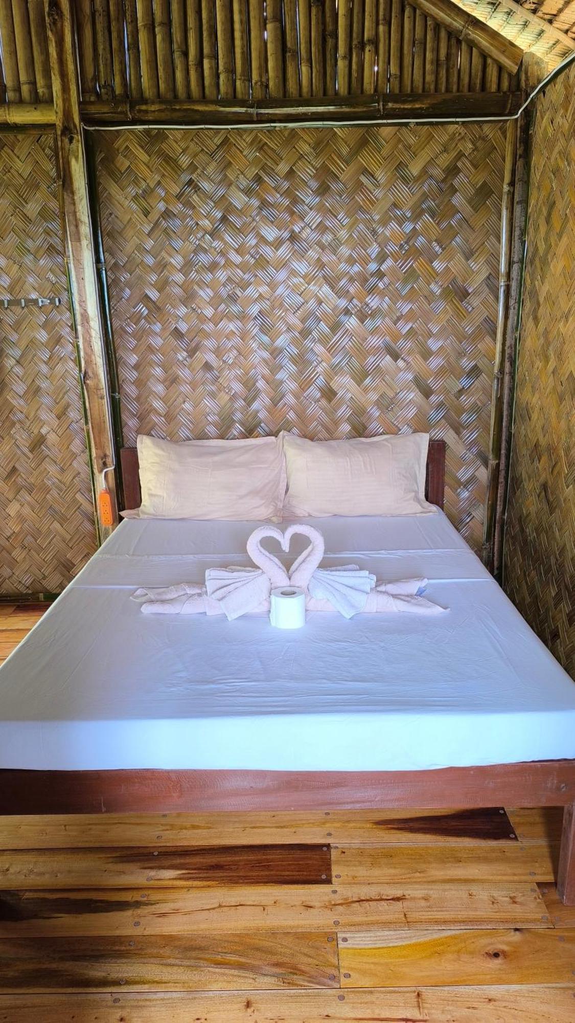 פורטו פרינססה Ocean Green Eco Lodge מראה חיצוני תמונה
